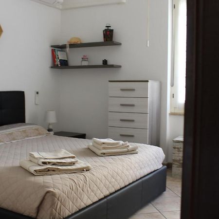 Lovely Sardinia Apartment Porto Torres Eksteriør billede