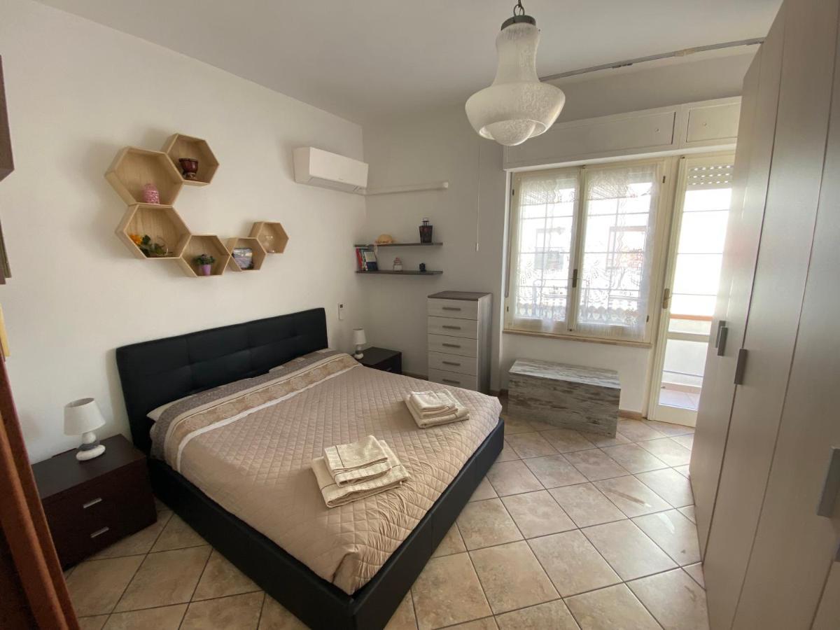 Lovely Sardinia Apartment Porto Torres Eksteriør billede