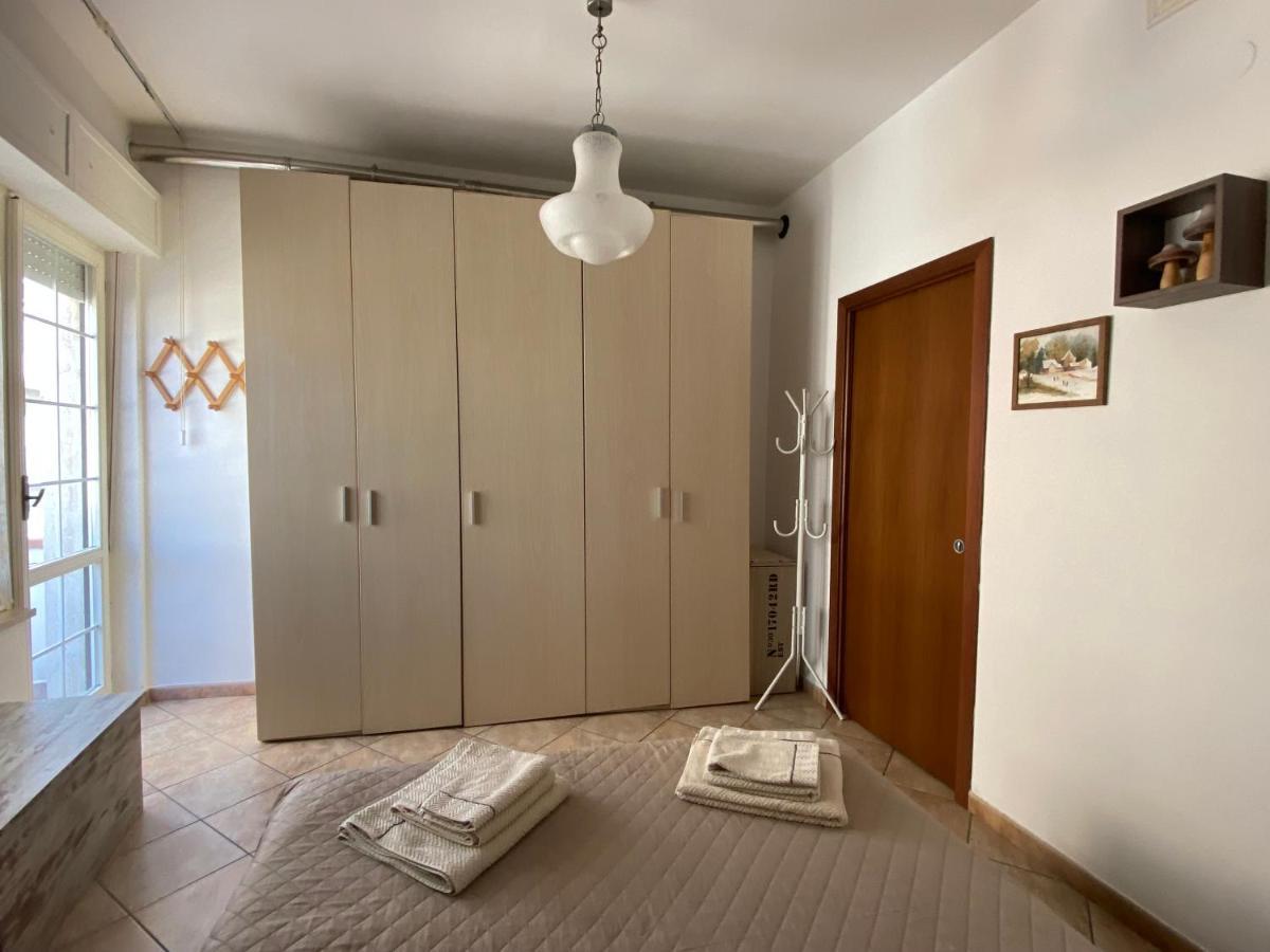 Lovely Sardinia Apartment Porto Torres Eksteriør billede